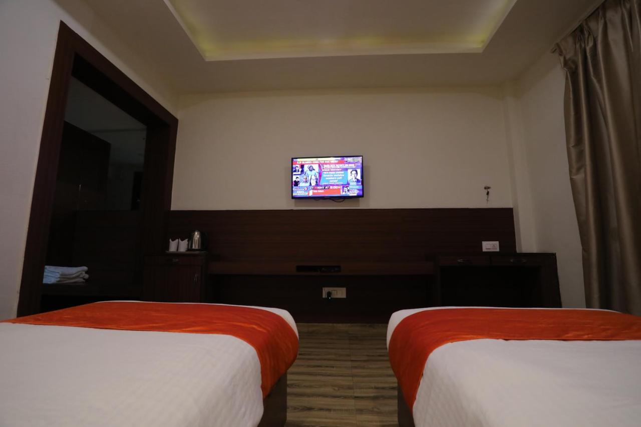 Hotel Marygold Agra  Zewnętrze zdjęcie